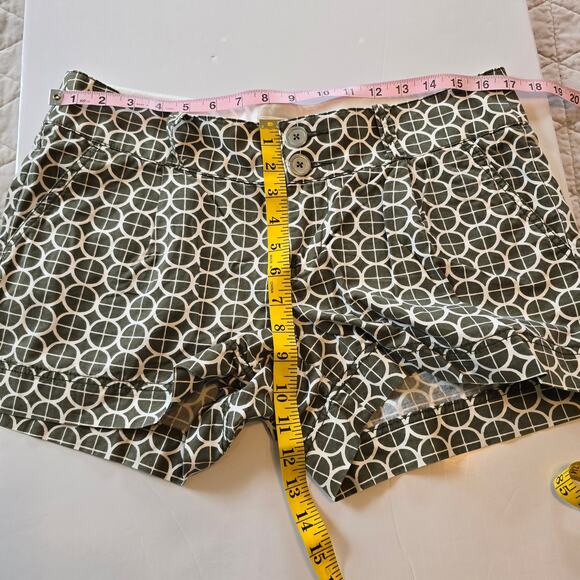 Fossil Shorts Women's 10 Green White Geometric Pattern Summer Beach Coastal - Picture 8 of 9